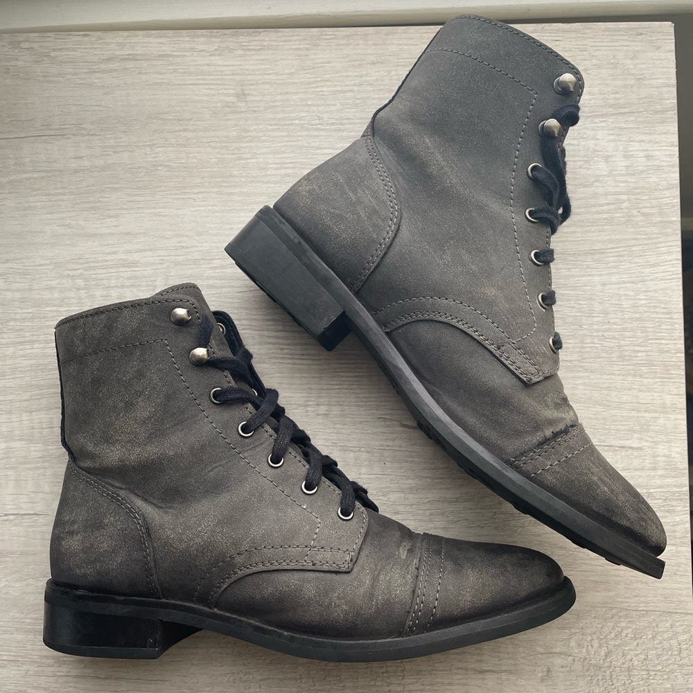 Thursday Captain Women’s Boots